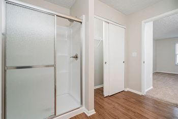 Stand-up shower*
